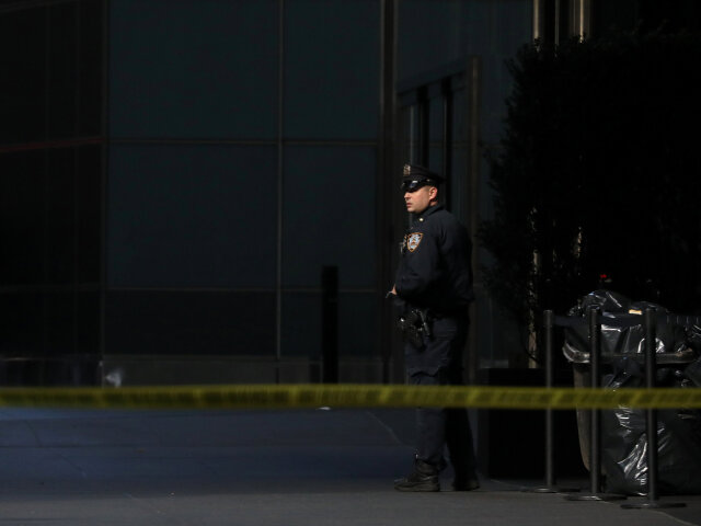 usa, polícia, cnn, evakuácia, policajt