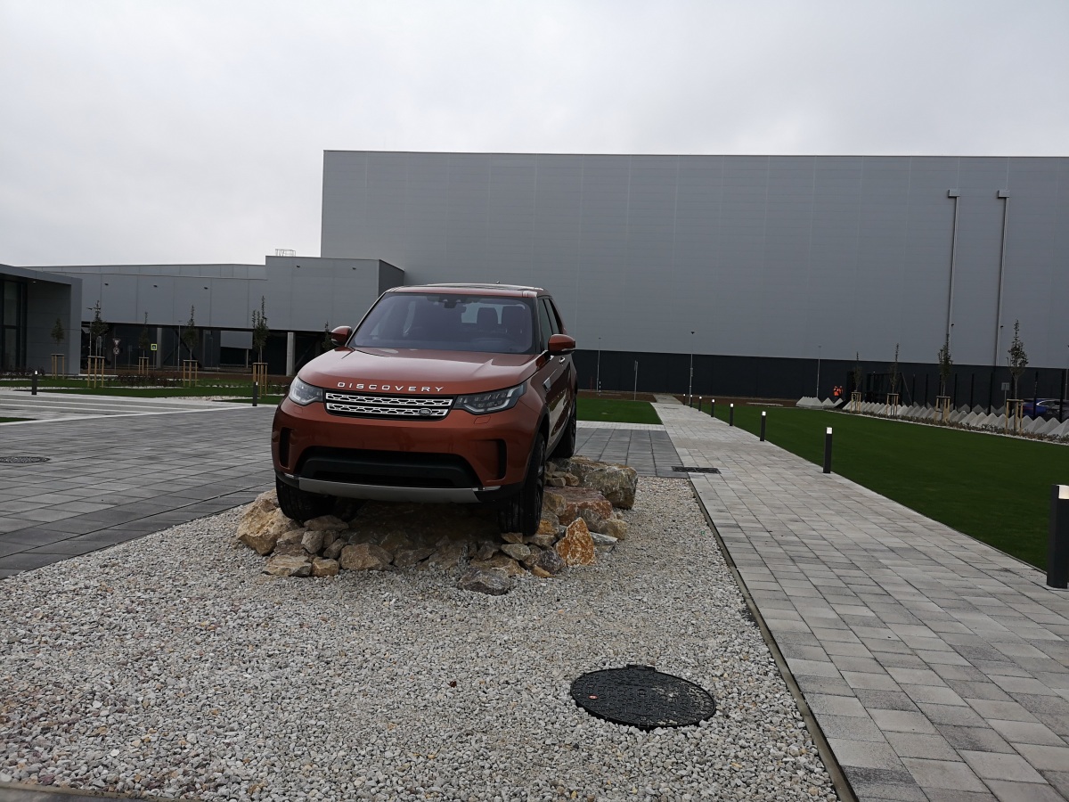 Jaguar land rover nitra