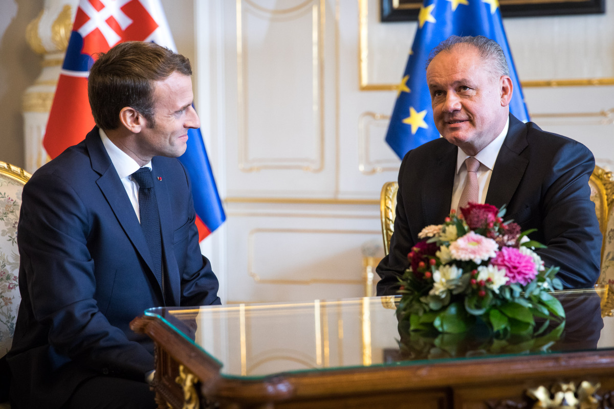 Privítanie francúzskeho prezidenta