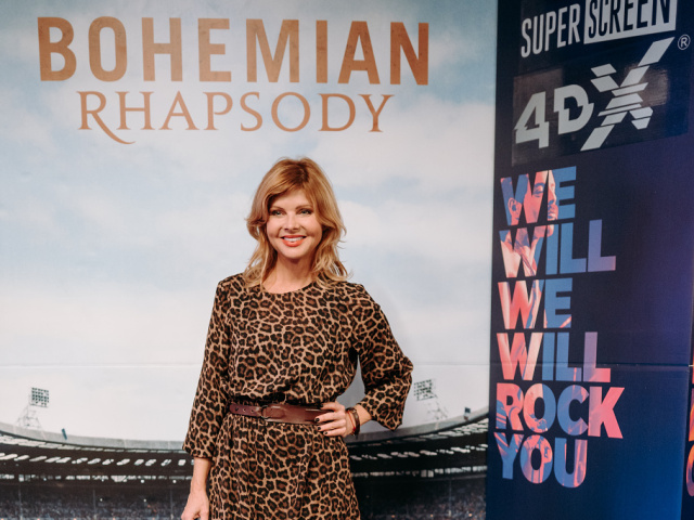Moderátorka Soňa Müllerová na premiére filmu Bohemian Rapsody.