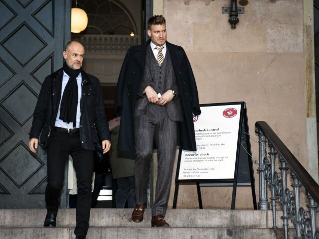 Dánsko Futbal Bendtner súd obvinenie taxikár napadnutie