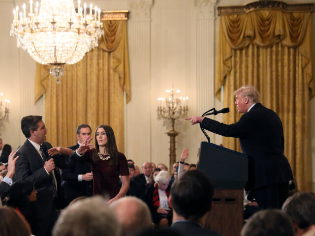 Trump, Jim Acosta, CNN, reportér, Biely dom, tlačovka