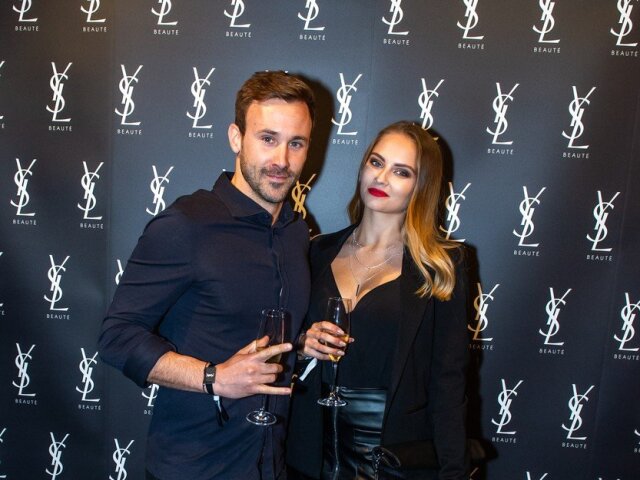 Marek Fašiang a jeho partnerka Laura 