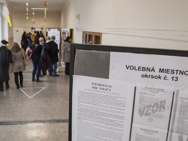SR Bratislava samospráva voliči voľby18 BAX