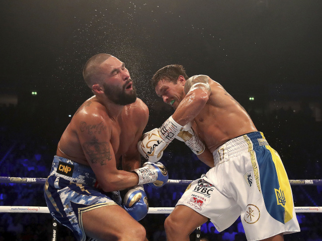 Oleksandr Usyk, Tony Bellew