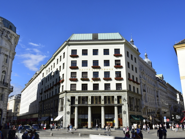 Loosov dom na Michaelerplatz vo Viedni