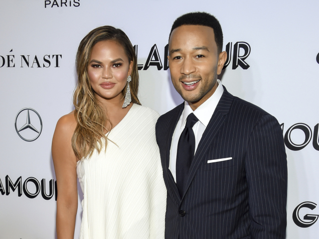 Modelka Chrissy Teigen a jej manžel John Legend.