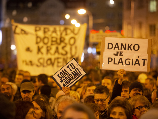 PROTEST: Za sluné Slovensko v Bratislave