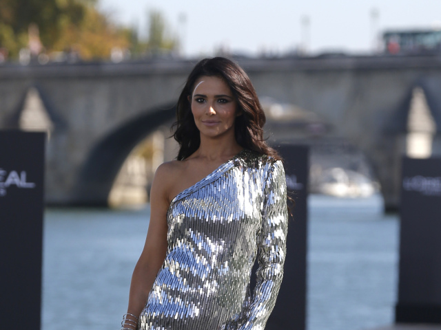 Britská speváčka Cheryl počas prehliadky v Paríži. 