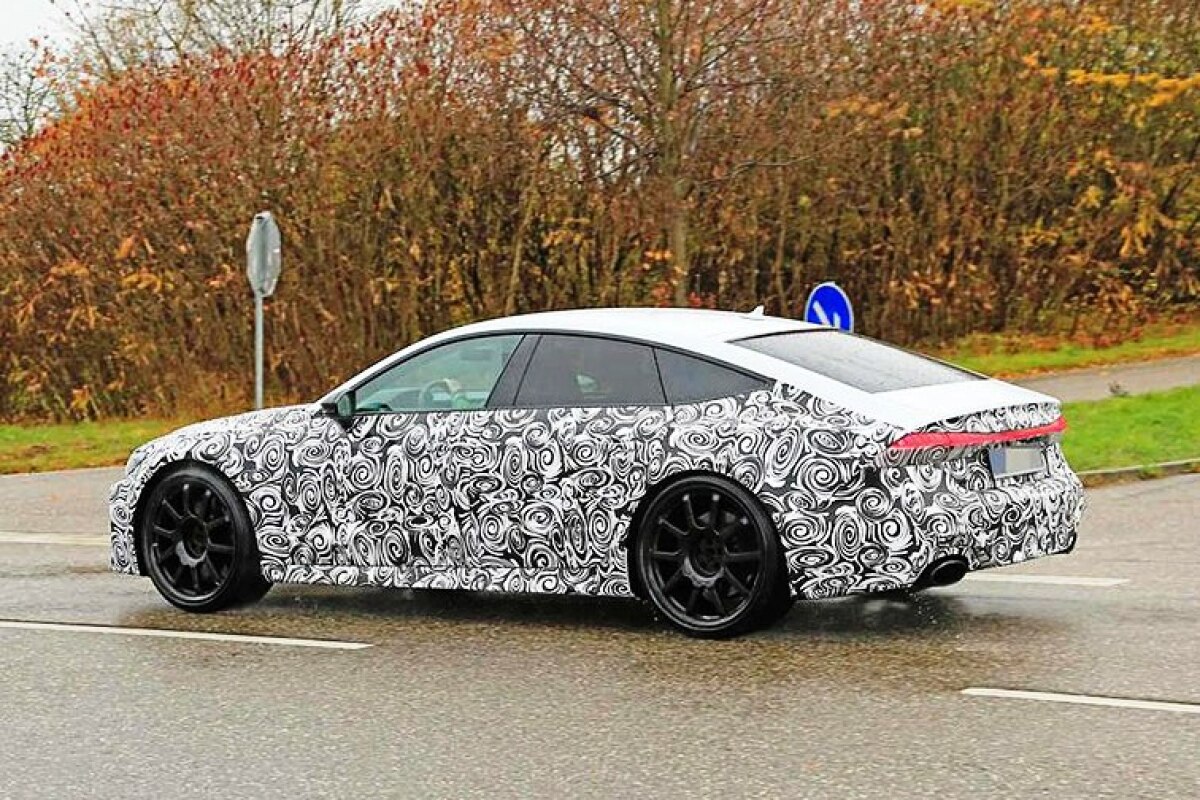 Audi RS7 Sportback - kamufláž 2018