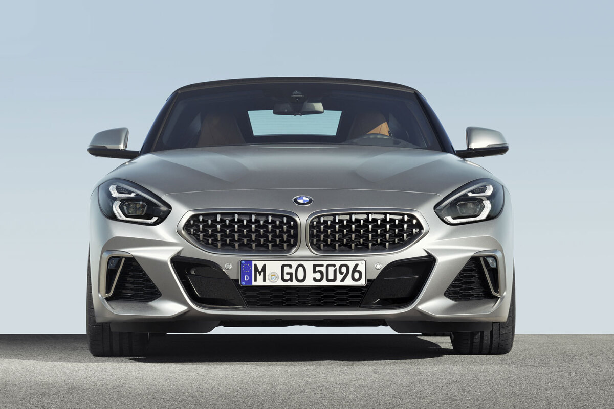 BMW Z4 1 01 5ba22d5b0499d