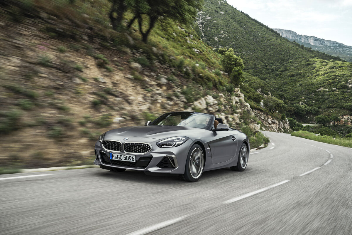BMW Z4 2 05 5ba22d5c3dbba