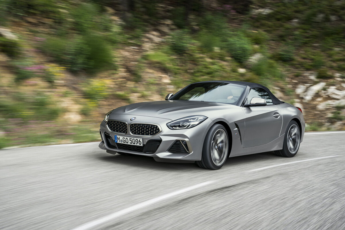 BMW Z4 2 06 5ba22d5c61609