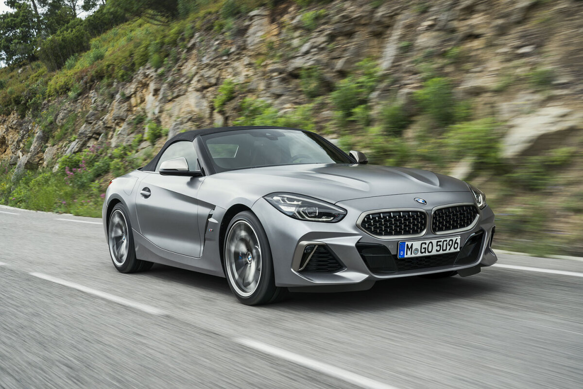 BMW Z4 2 08 5ba22d5cb1f22