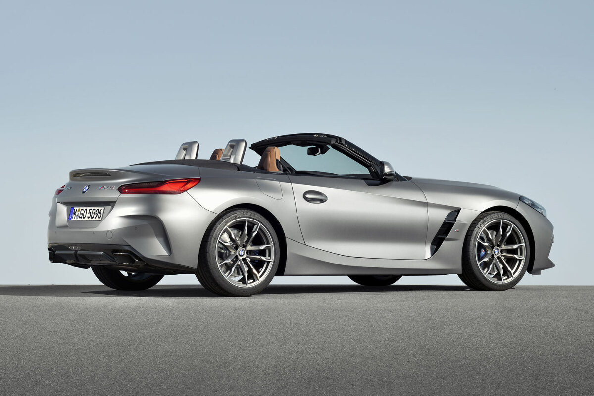 BMW Z4 4 01 5ba22d60a4491