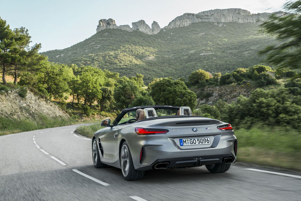 BMW Z4 4 03 5ba22d6107cae