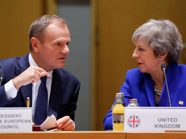 tusk, mayová, brexit