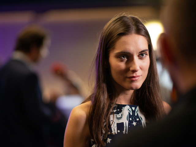 Herečka Judit Bárdos na premiére rozprávky Čertovské pero. 