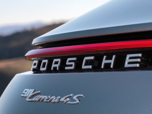 Porsche 911 Carrera - 2019