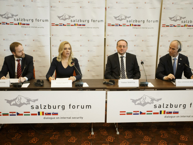 EÚ, Salzburské fórum, Bratislava, Saková, Jakub Kulhánek, Vladimír Šimoňák, Peter Goldgruber, rokovanie