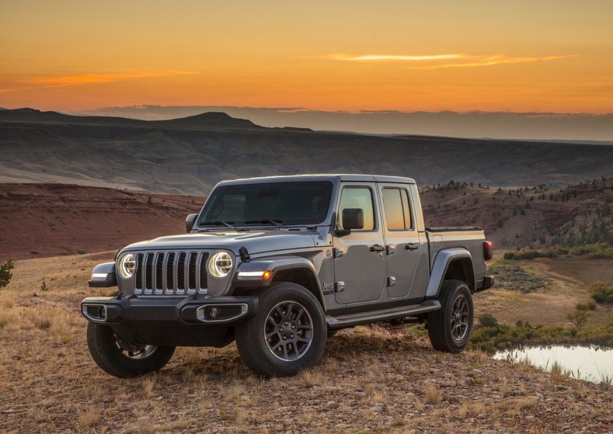 Jeep-Gladiator-2020-1024-03