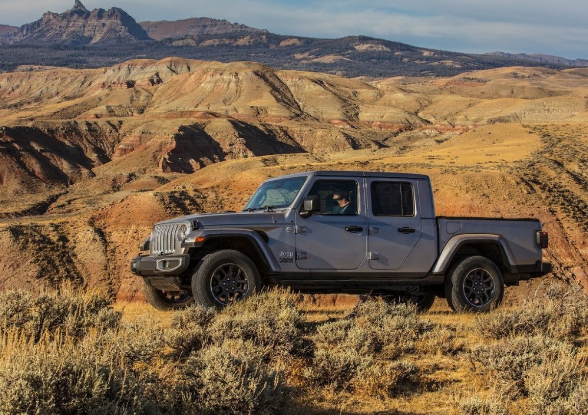 Jeep-Gladiator-2020-1024-07