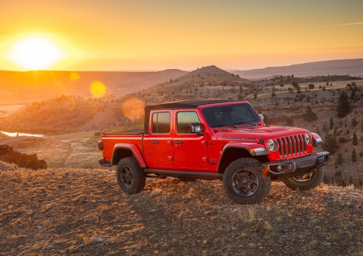 Jeep-Gladiator-2020-1024-0e