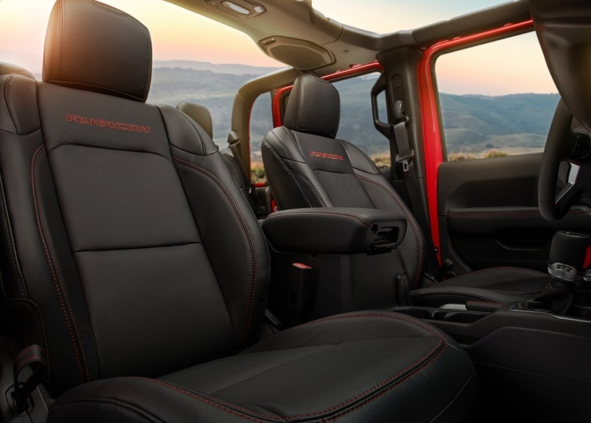 Jeep-Gladiator-2020-1024-b5