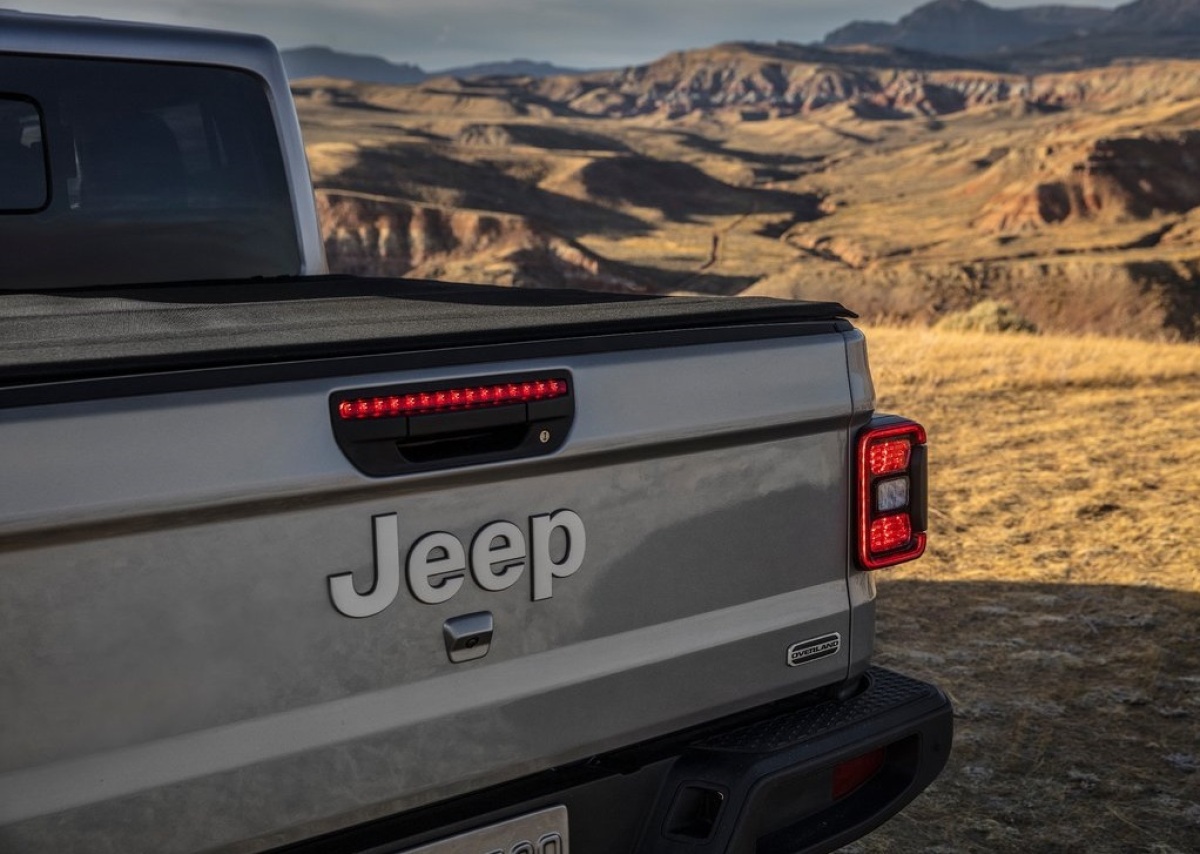 Jeep-Gladiator-2020-1024-c3