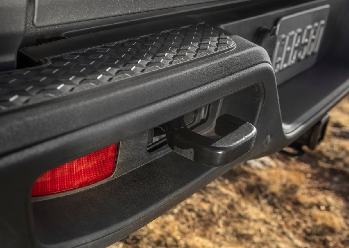 Jeep-Gladiator-2020-1024-c7
