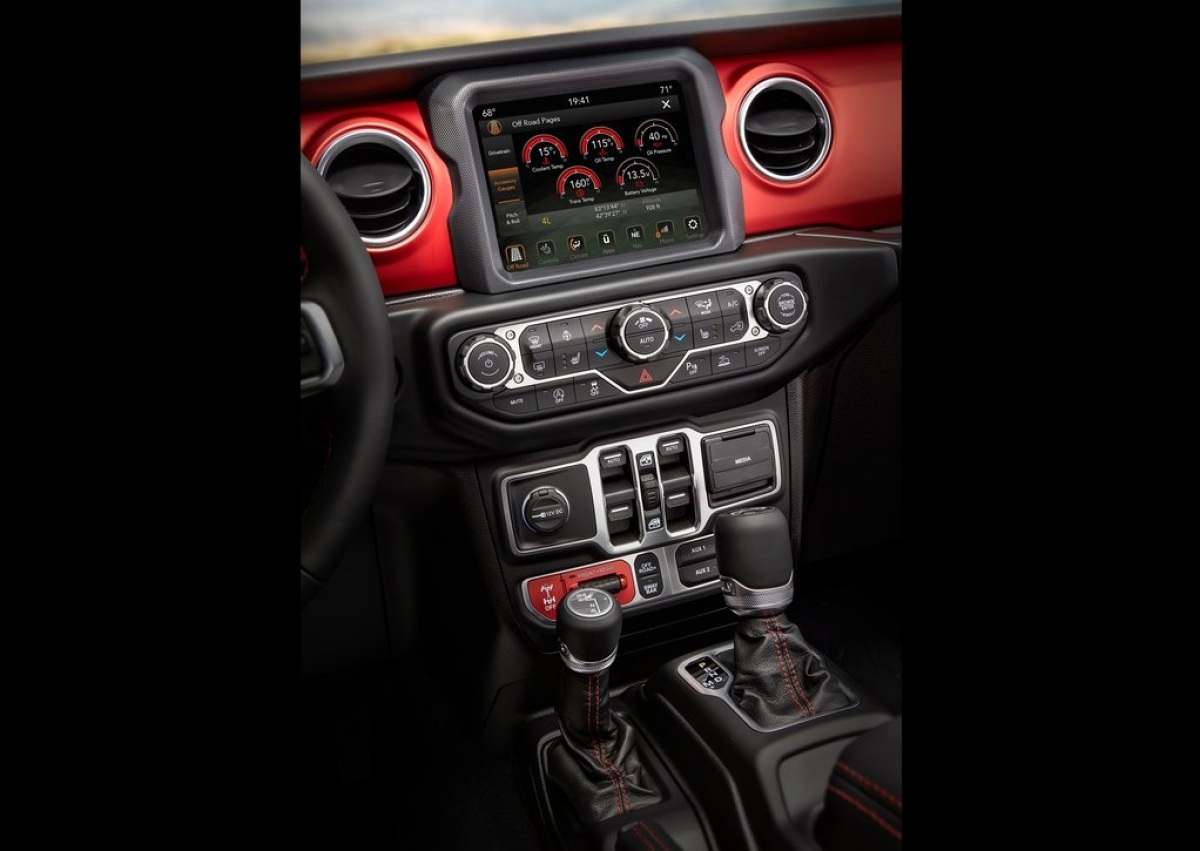 Jeep-Gladiator-2020-1024-cd