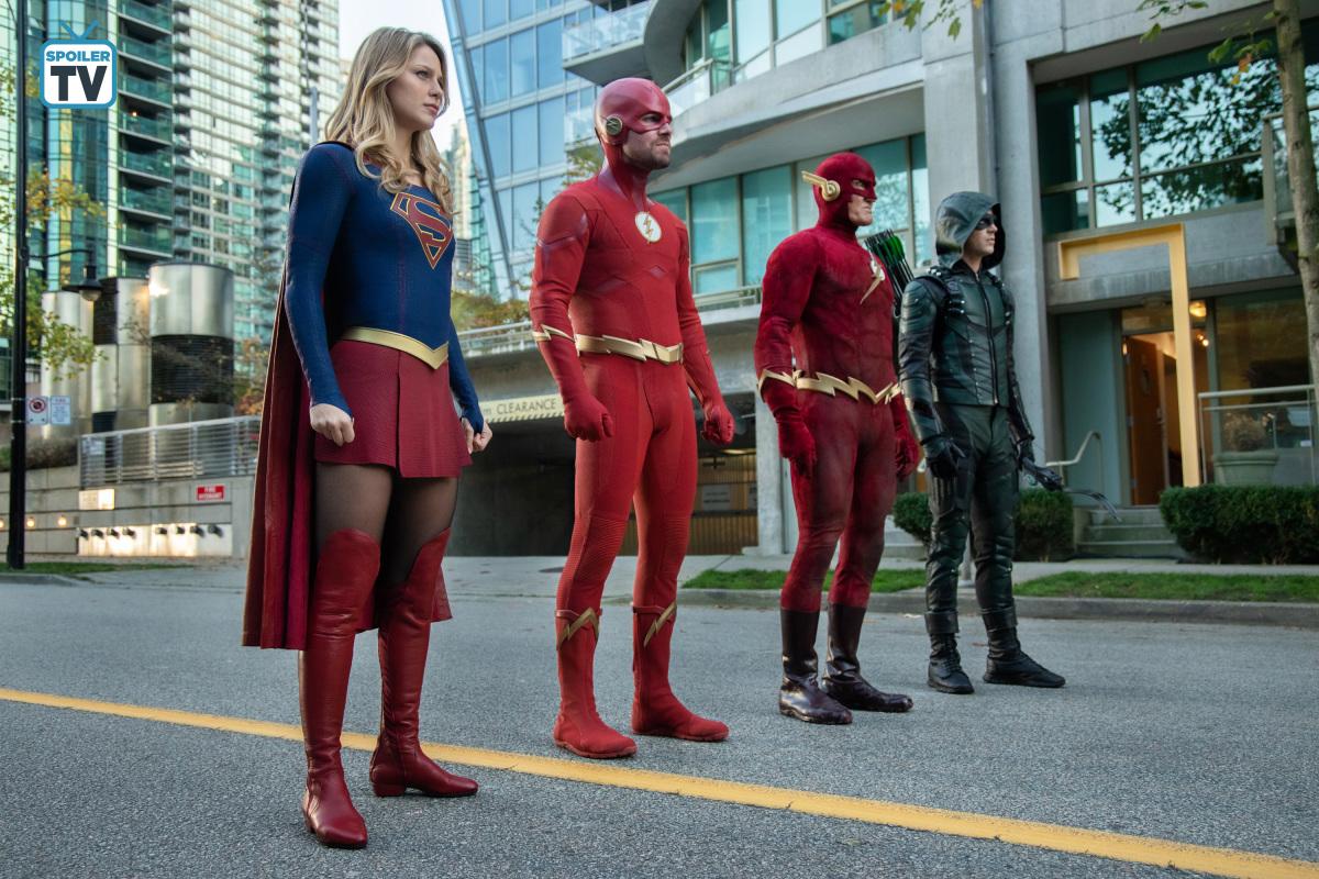 Veľké prepojenie seriálov opäť zvedie cesty hrdinov ako Arrow, The Flash a Supergirl. Budú musieť zabojovať o zachovanie reality.