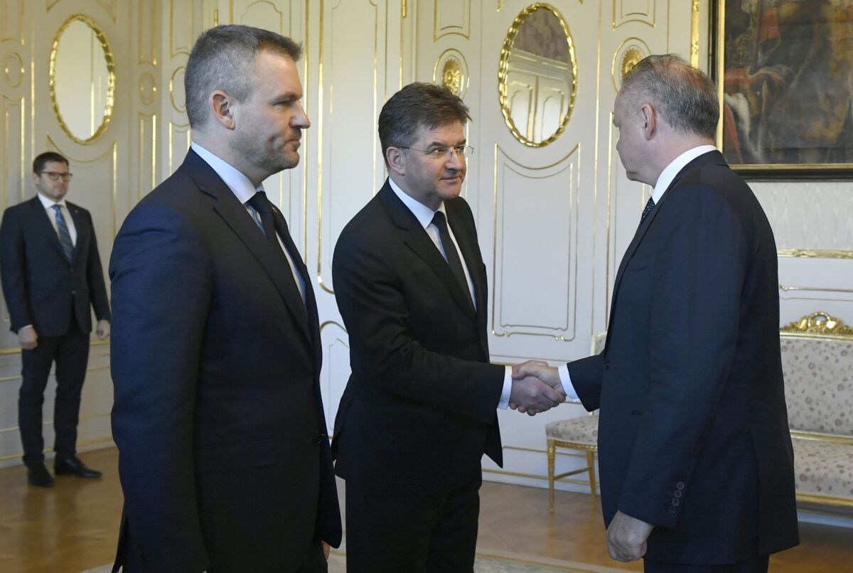 SR Kiska Pellegrini Lajčák prijatie BAX