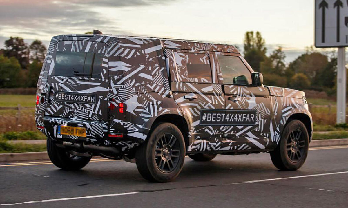 Land Rover Defender - 2020