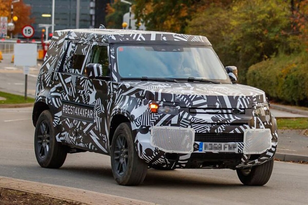 Land Rover Defender - 2020