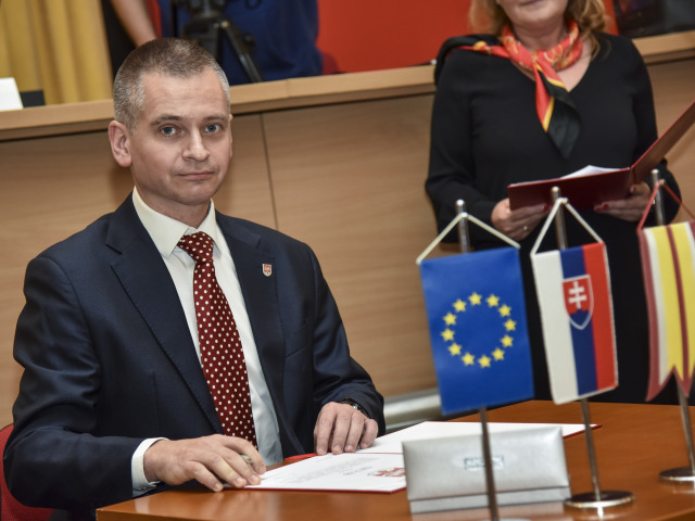 SR MČ BA Ružinov zastupiteľstvo ustanovujúce zasadnutie BAX
