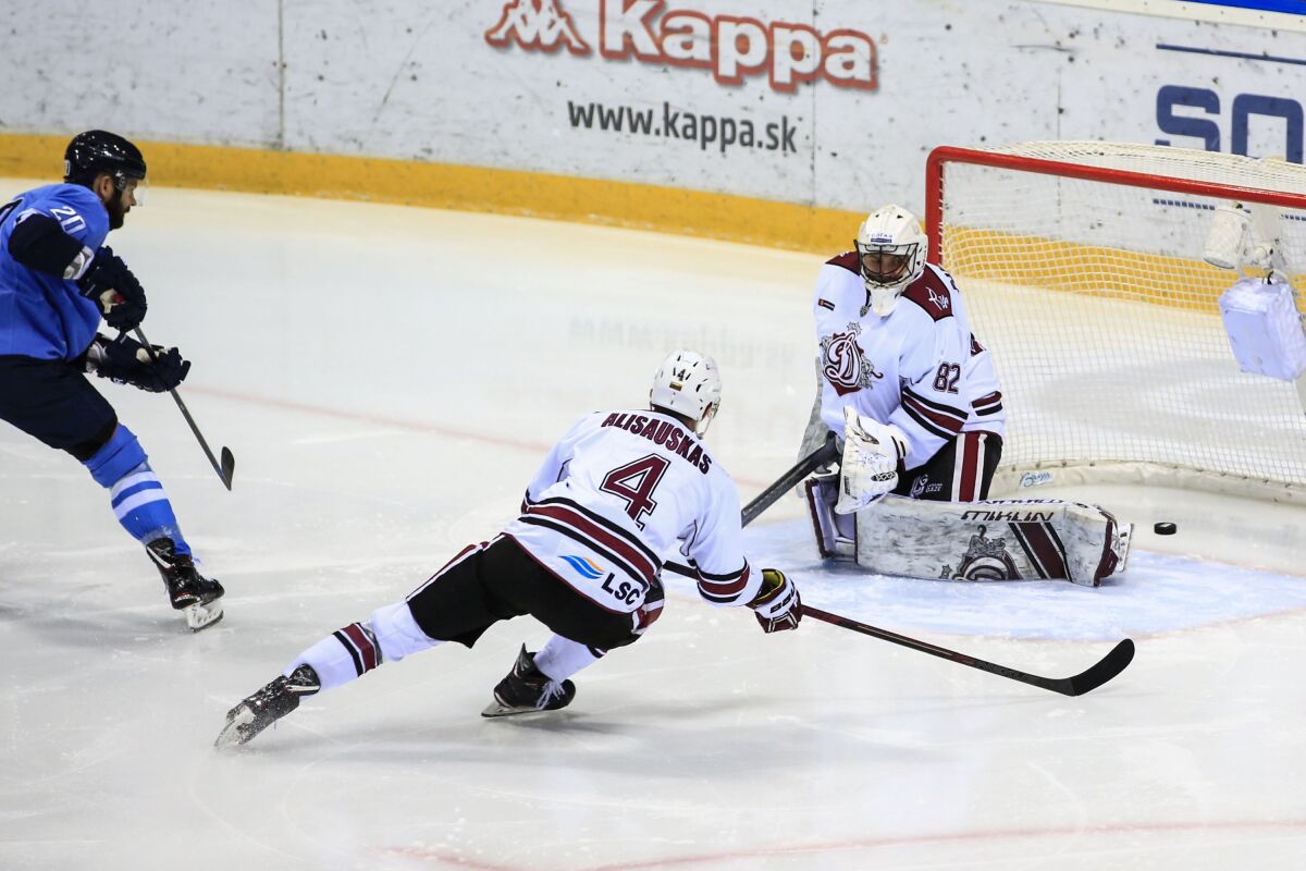 Jeff Taffe, Timur Biľakov