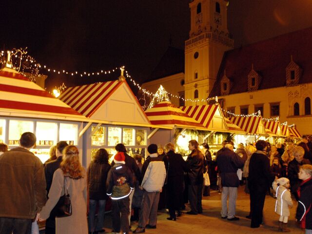 vianočné trhy bratislava