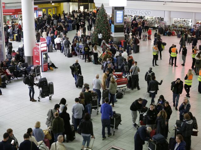 Británia dron Gatwick letisko ochromenie