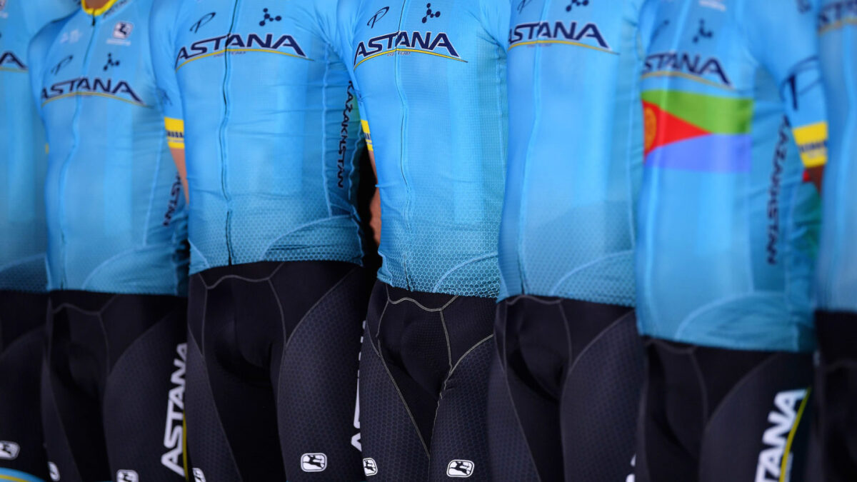 Tím Astana