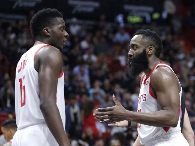 Harden Capela