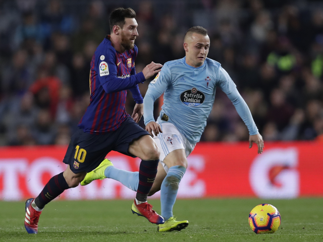 Stanislav Lobotka, Lionel Messi