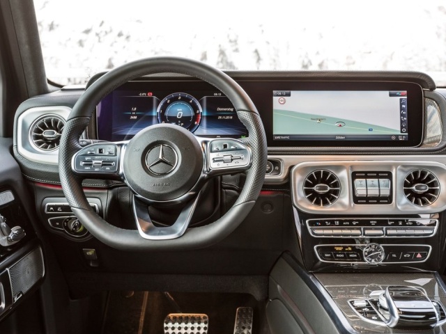Mercedes-Benz-G350d-2019-1024-2d