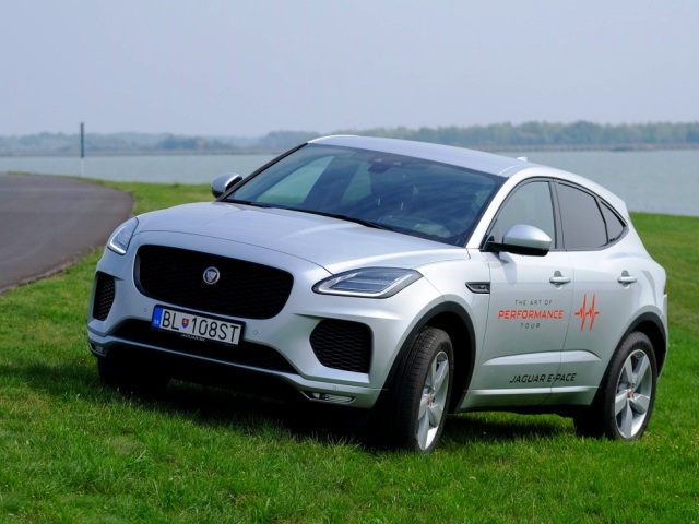 Jaguar E-Pace 180D AWD - test 2018