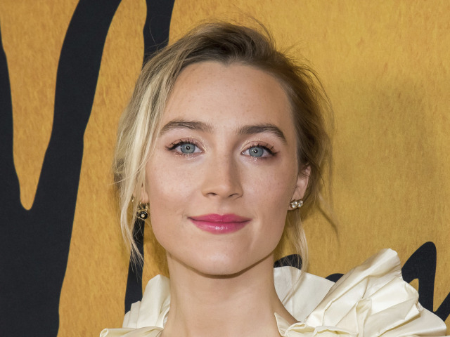 Saoirse Ronan - rúže na perách podľa Hollywoodu