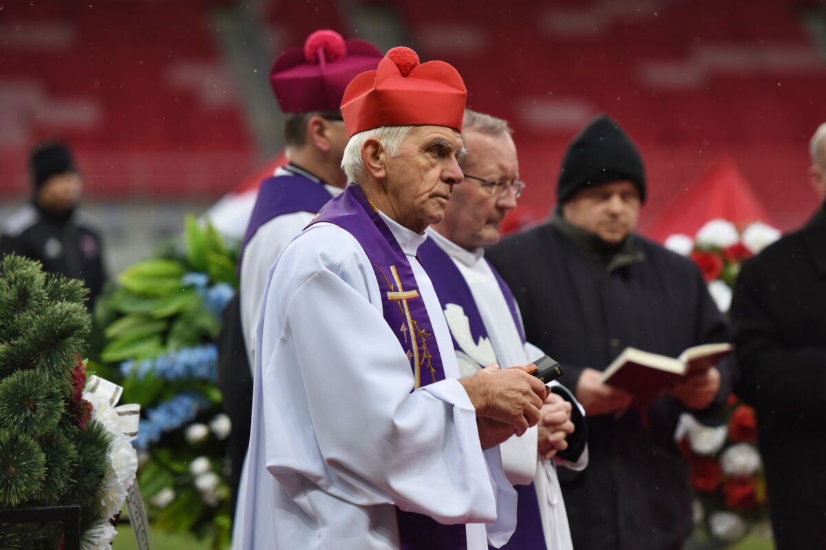 Adamec rozlúčka pietna Trnava TTX