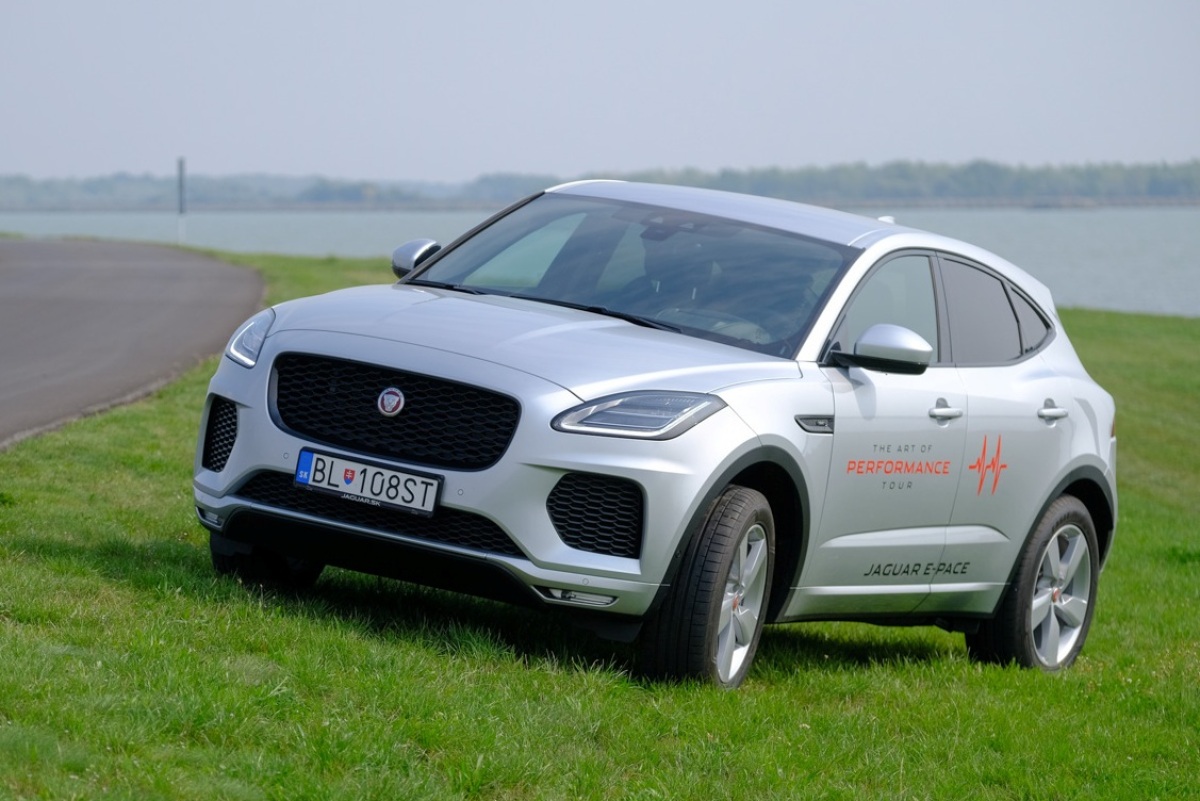 Jaguar E-Pace 180D AWD - test 2018