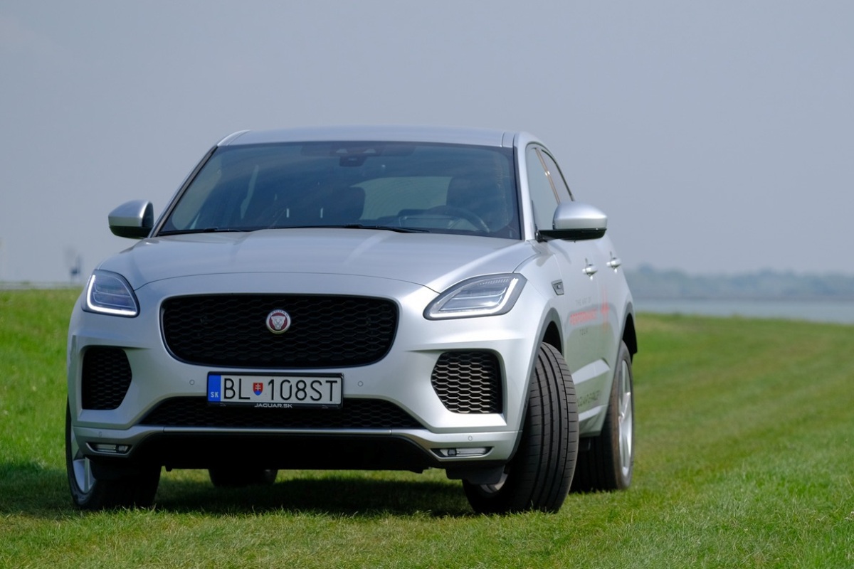 Jaguar E-Pace 180D AWD - test 2018