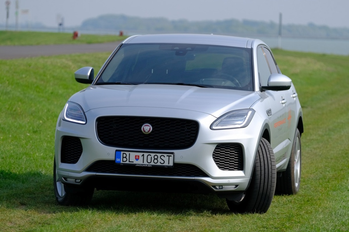 Jaguar E-Pace 180D AWD - test 2018