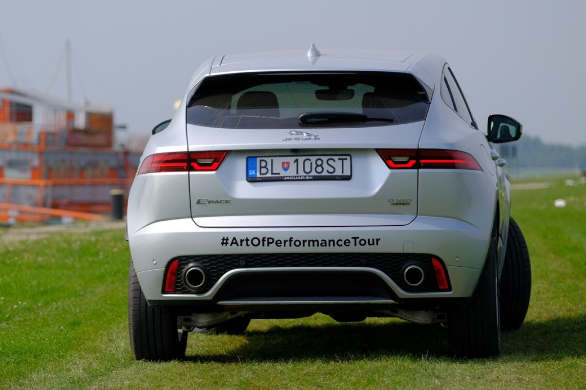 Jaguar E-Pace 180D AWD - test 2018